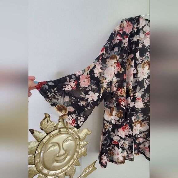 North Style Soft Evening Floral Mesh Shrug, Open Front, 3/4 Sleeves Size 3x - Picture 4 of 13